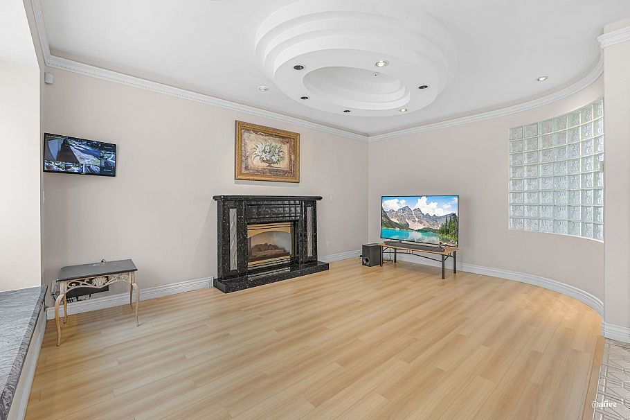 B205 1463 W 57th Street Vancouver, BC - 15