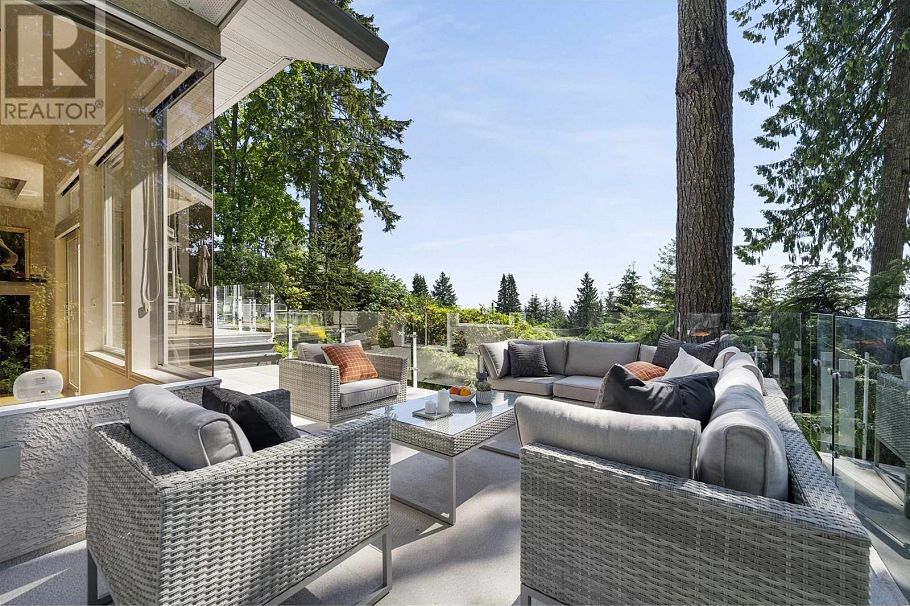 463 Ventura Crescent North Vancouver, BC - 1