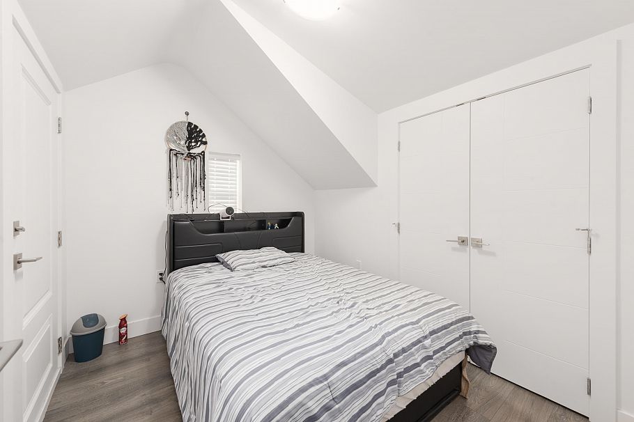 104 E 62 Avenue Vancouver, BC - 15