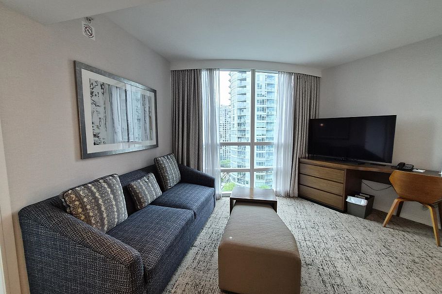 1801 433 Robson Street Vancouver, BC - 2