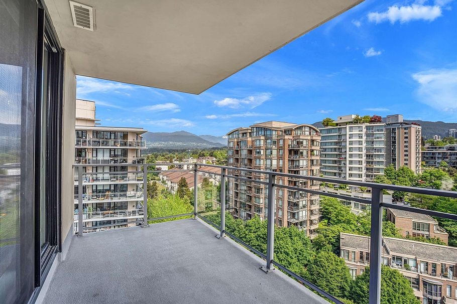 1206 155 W 1 Street North Vancouver, BC - 27