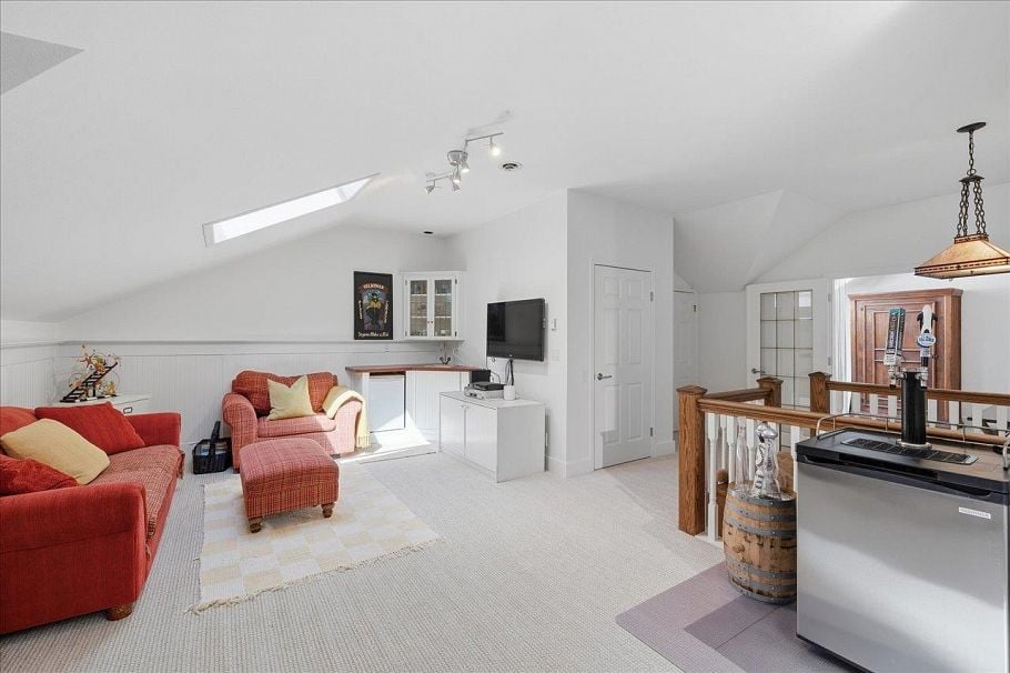 3253 W 24th Avenue Vancouver, BC - 27