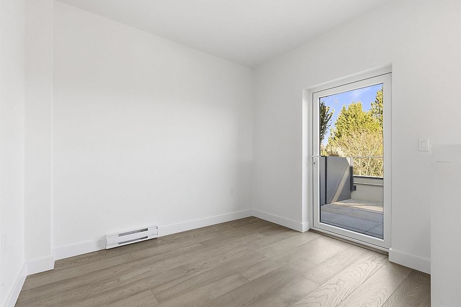 308 3590 W 39th Avenue Vancouver, BC - 4