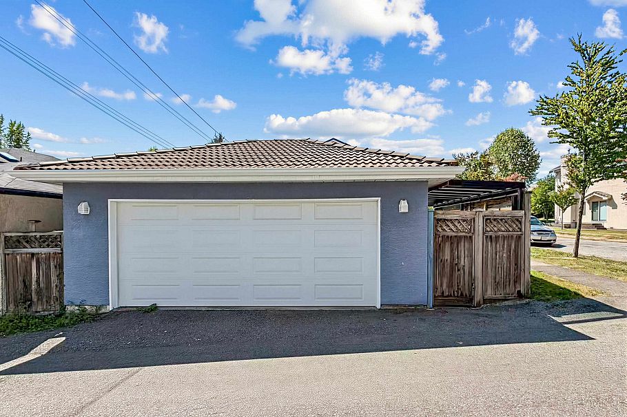7806 Montcalm Street Vancouver, BC - 38