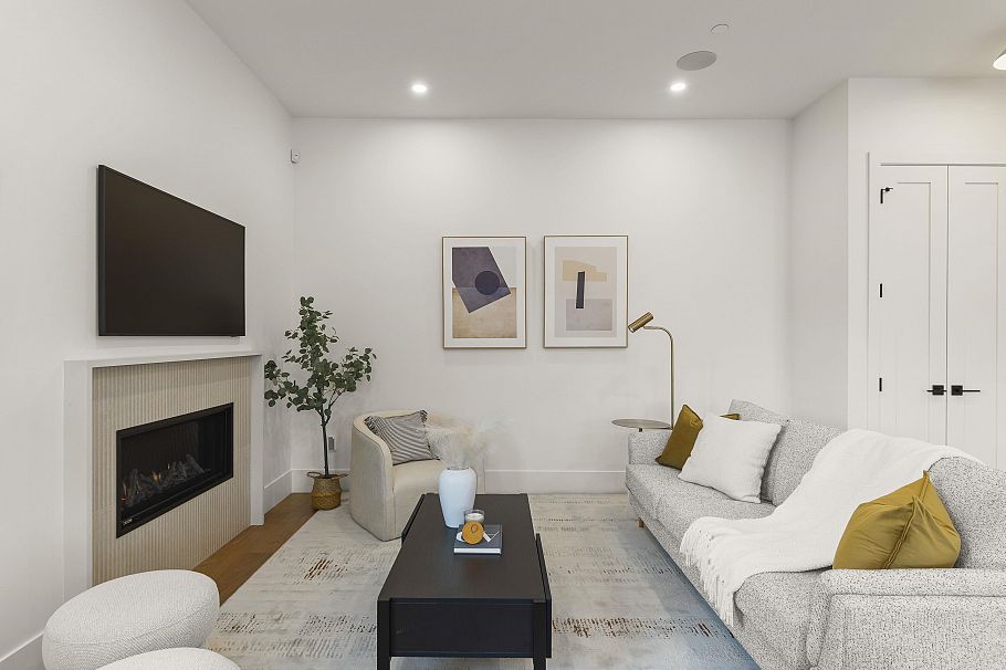 2 2848 W 19th Avenue Vancouver, BC - 2