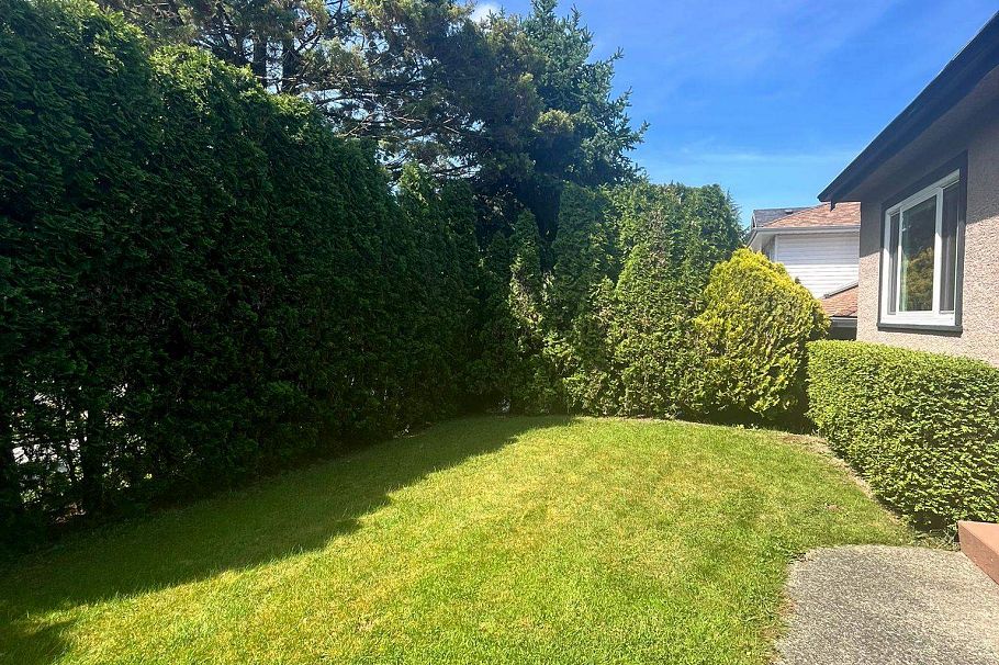 731 King Edward Street Vancouver, BC - 3