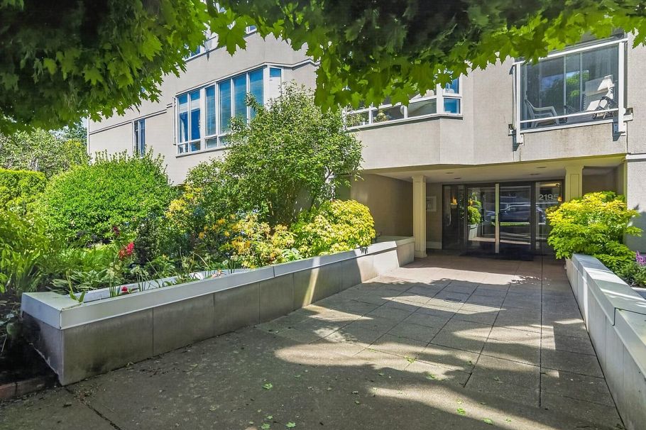 305-2195 W 5th Avenue Vancouver, BC - 27