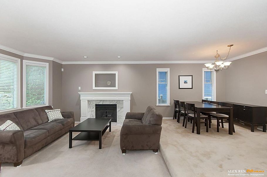 4350 W 14th Avenue Vancouver, BC - 2