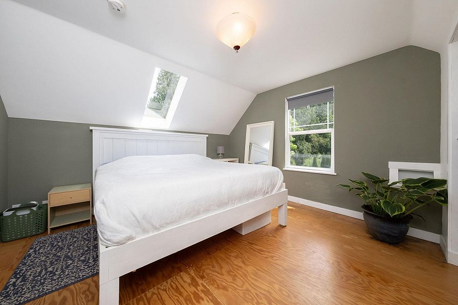 1075 Gladwin Drive North Vancouver, BC - 20