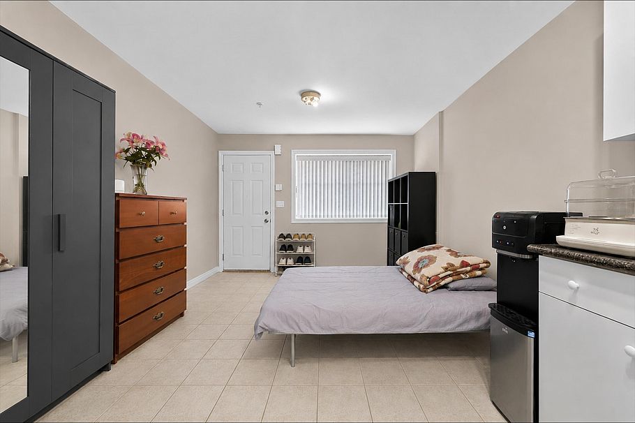 6959 Culloden Street Vancouver, BC - 16