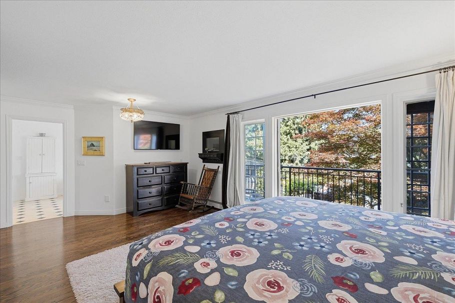 3253 W 24th Avenue Vancouver, BC - 19