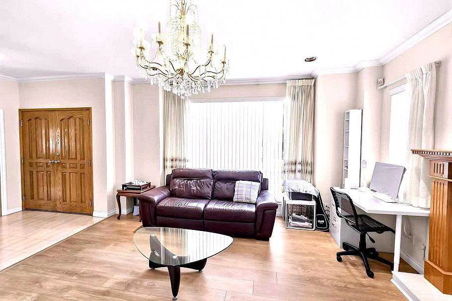 7806 Montcalm Street Vancouver, BC - 6