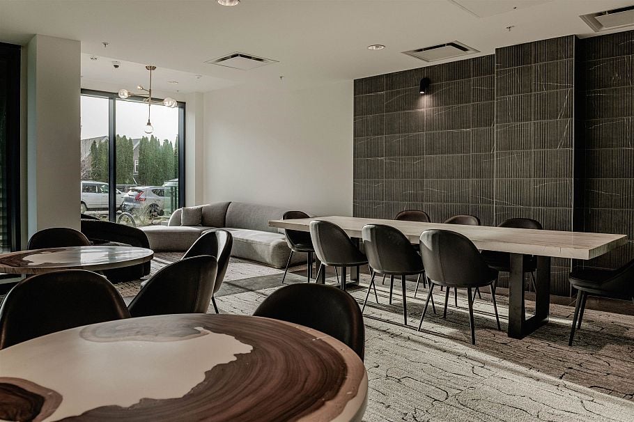 420 422 E 3rd Street North Vancouver, BC - 25