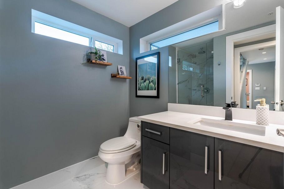 1805 E 37th Avenue Vancouver, BC - 18