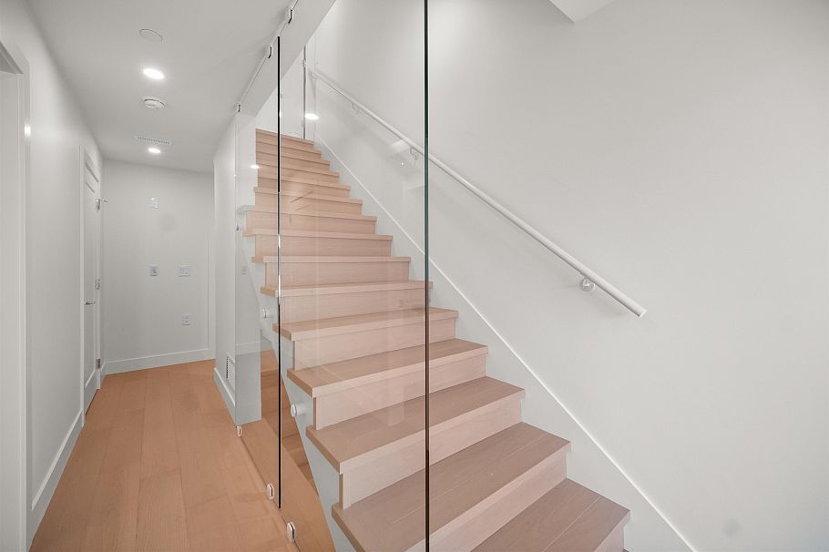 103 1837 E Georgia Street Vancouver, BC - 26