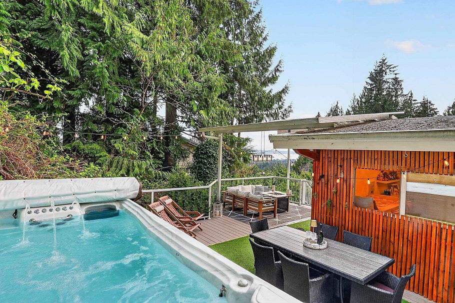 668 Alpine Court North Vancouver, BC - 30