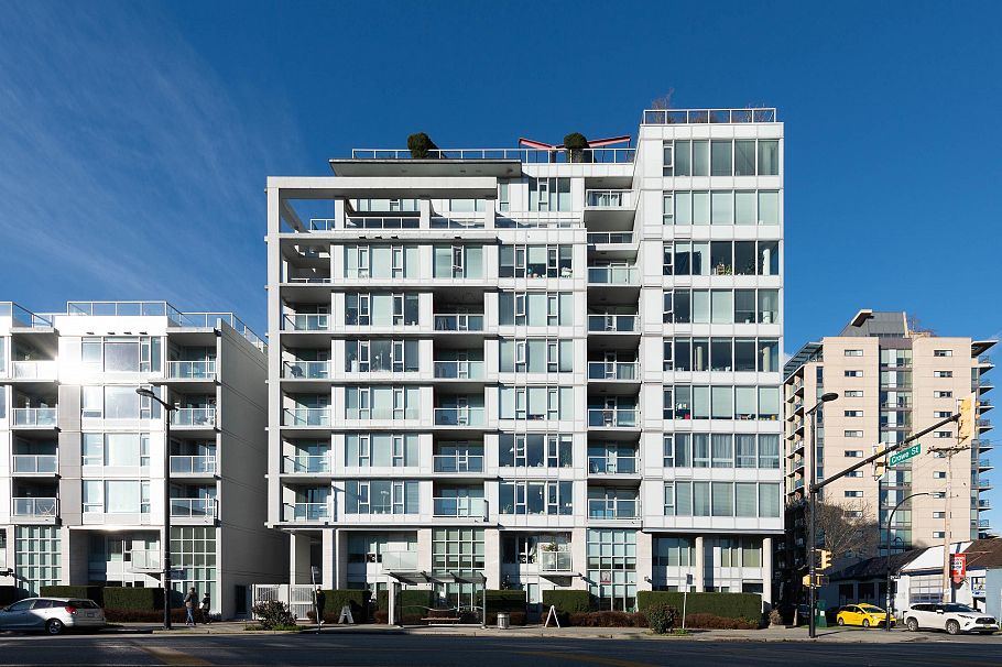 301 1887 Crowe Street Vancouver, BC - 1