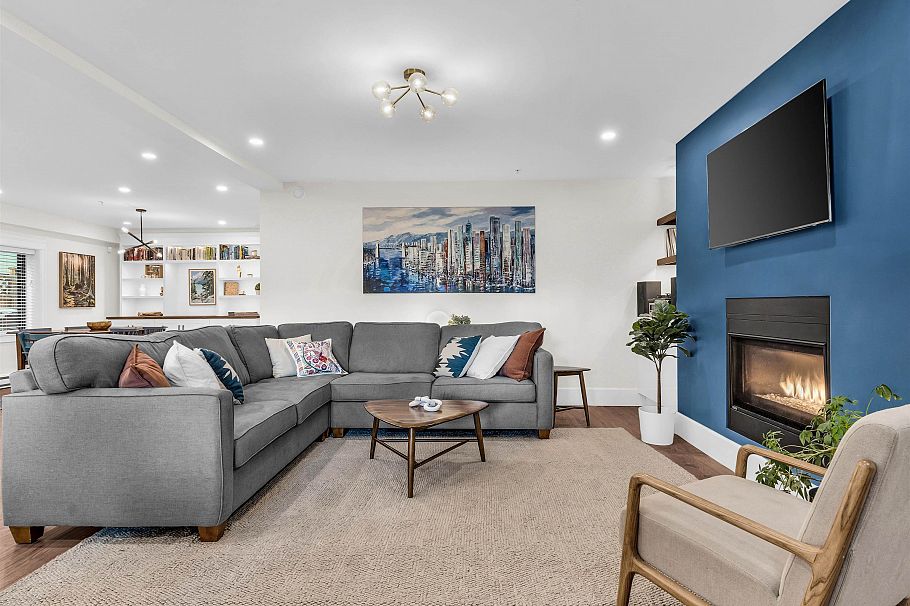 436 Lakewood Drive Vancouver, BC - 4