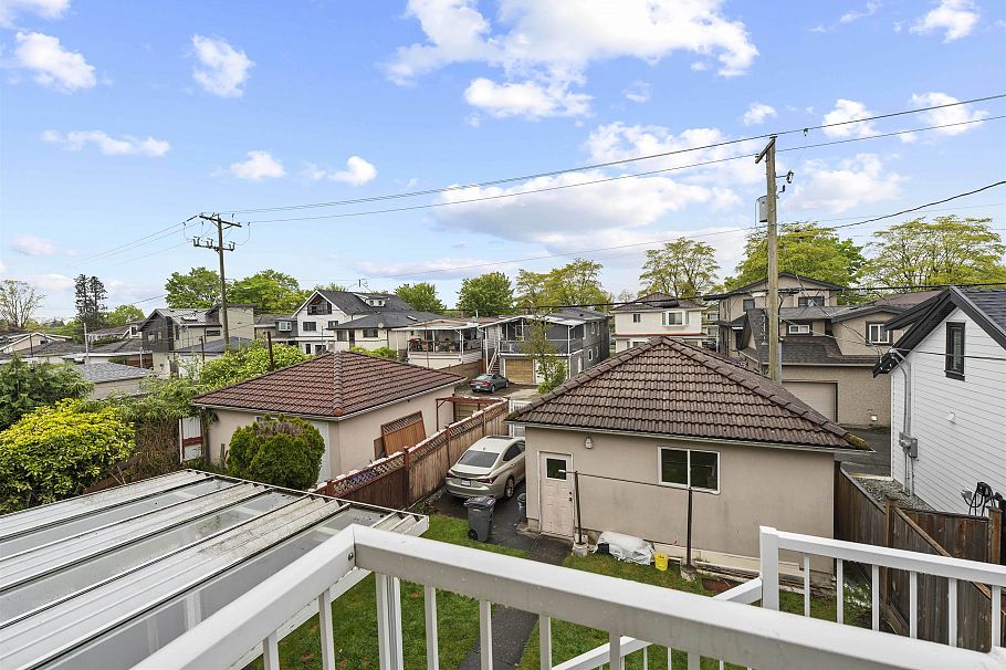2779 Graveley Street Vancouver, BC - 28