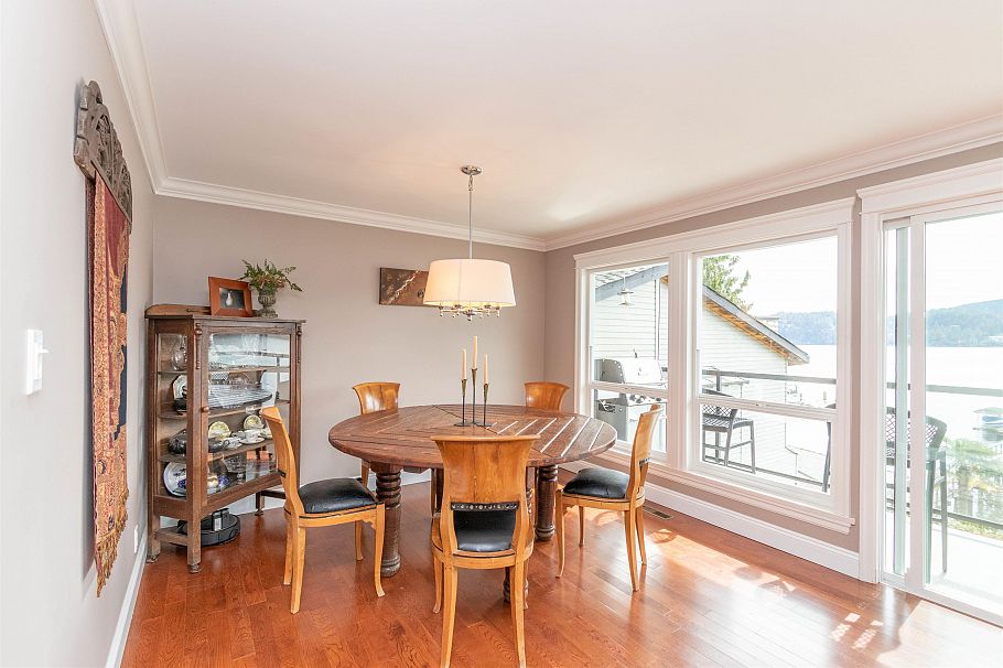 2588 Panorama Drive North Vancouver, BC - 9