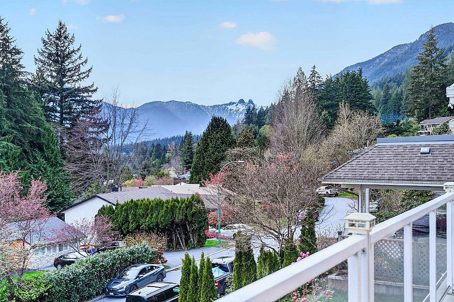 668 Alpine Court North Vancouver, BC - 17