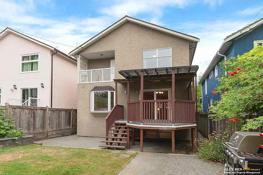 4350 W 14th Avenue Vancouver, BC - 18