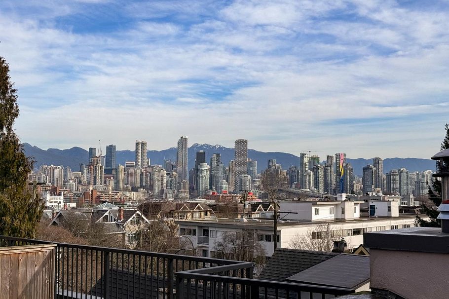 311 1922 W 7th Avenue Vancouver, BC - 23
