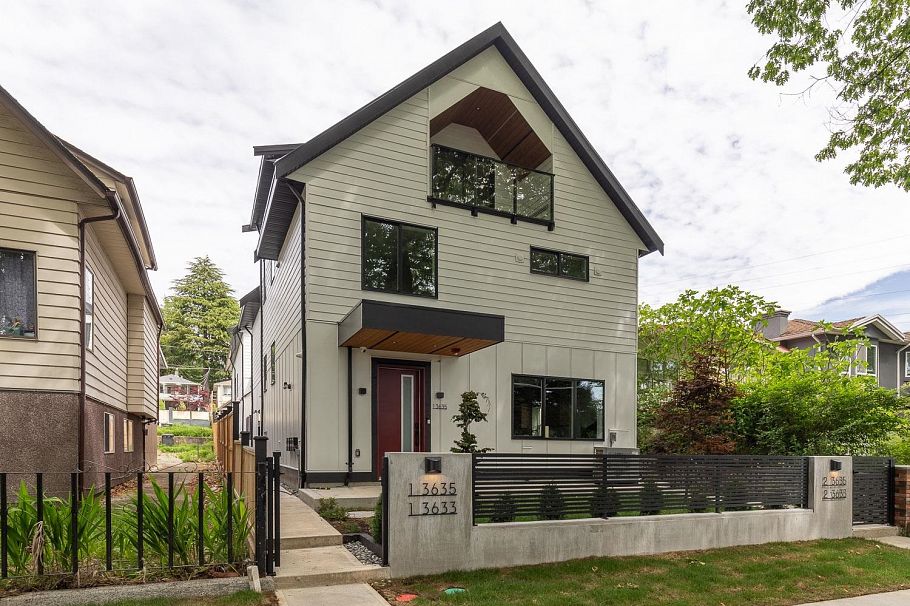 1 3635 Turner Street Vancouver, BC - 1