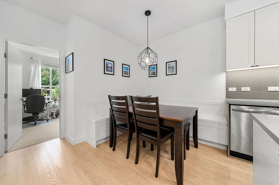 301 3205 Mountain Highway North Vancouver, BC - 13