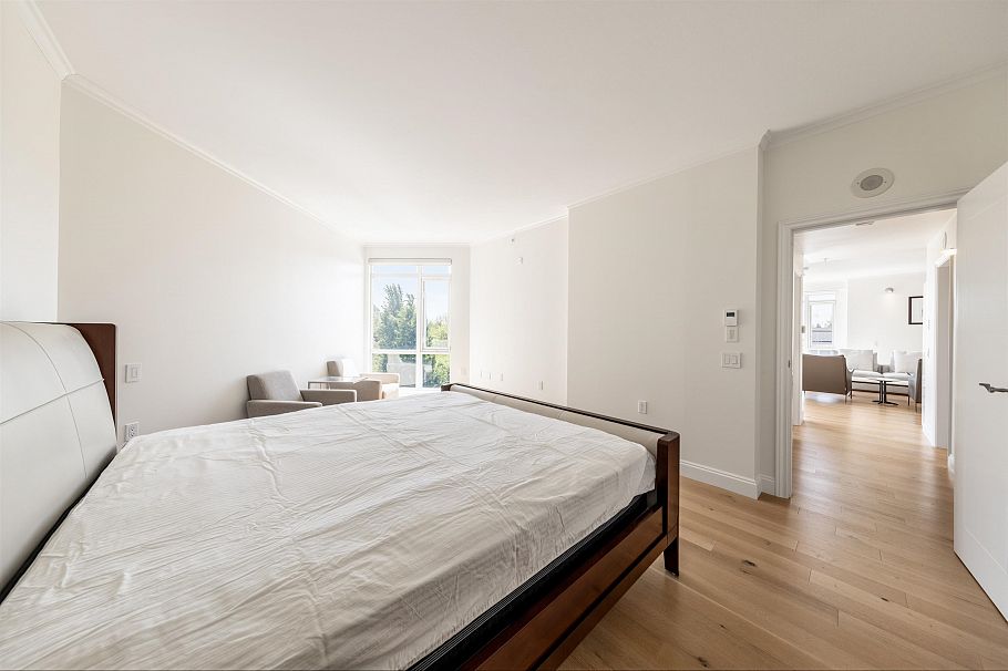 602 618 W 45th Avenue Vancouver, BC - 33