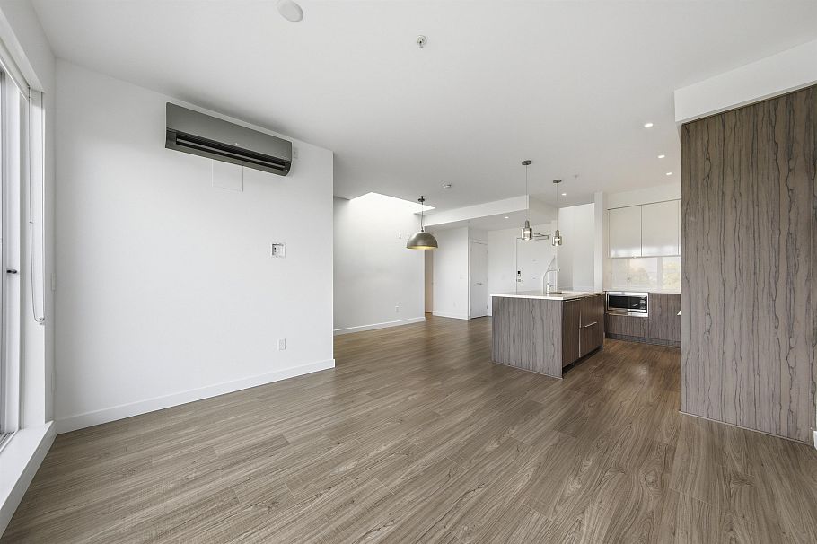 501 379 E Broadway Vancouver, BC - 16