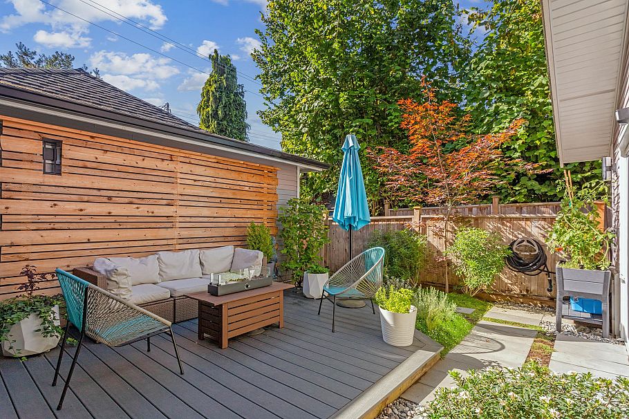 1372 E 10th Avenue Vancouver, BC - 29