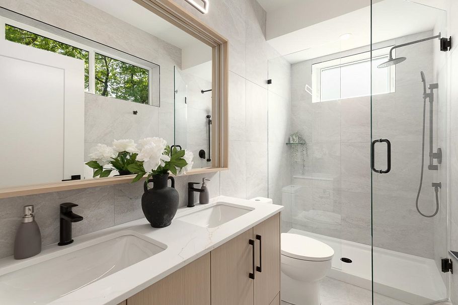 1 3635 Turner Street Vancouver, BC - 26