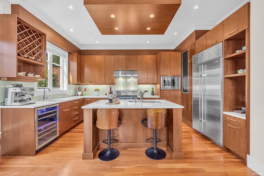 3618 W 24th Avenue Vancouver, BC - 11