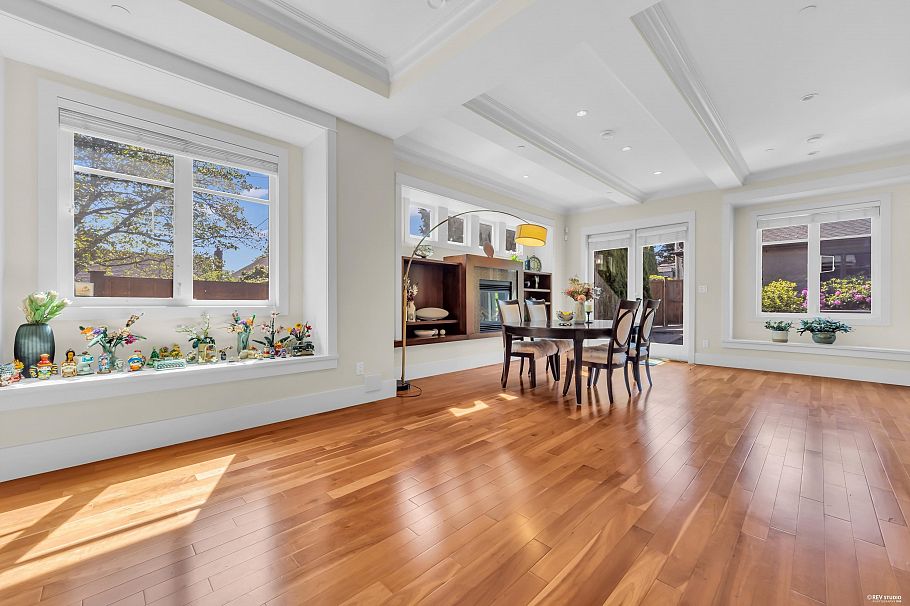 3618 W 24th Avenue Vancouver, BC - 8