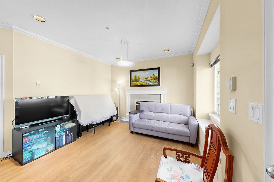 7806 Montcalm Street Vancouver, BC - 15