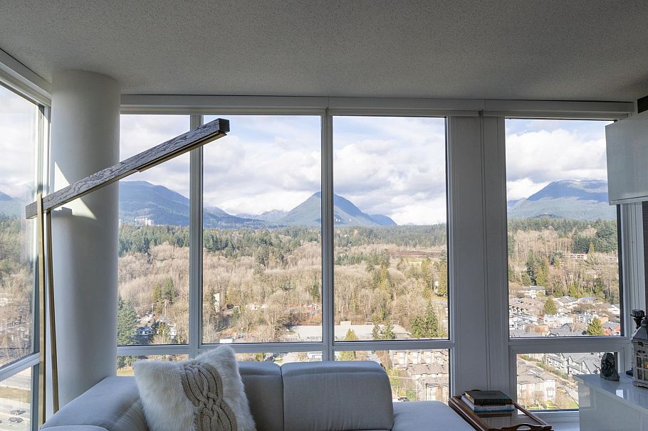 2405 1550 Fern Street North Vancouver, BC - 4