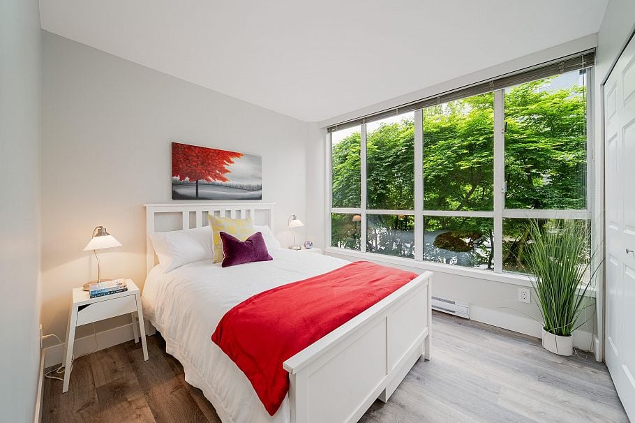 203 408 Lonsdale Avenue North Vancouver, BC - 18