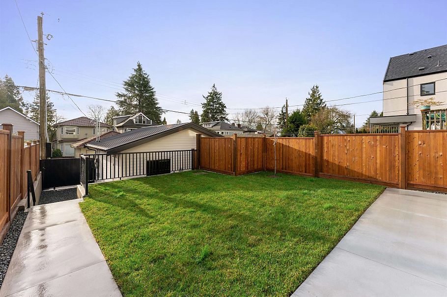 2 3218 W 38th Avenue Vancouver, BC - 28