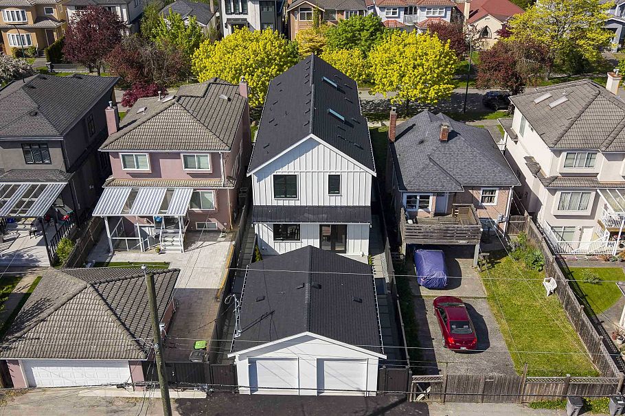 2 2848 W 19th Avenue Vancouver, BC - 25