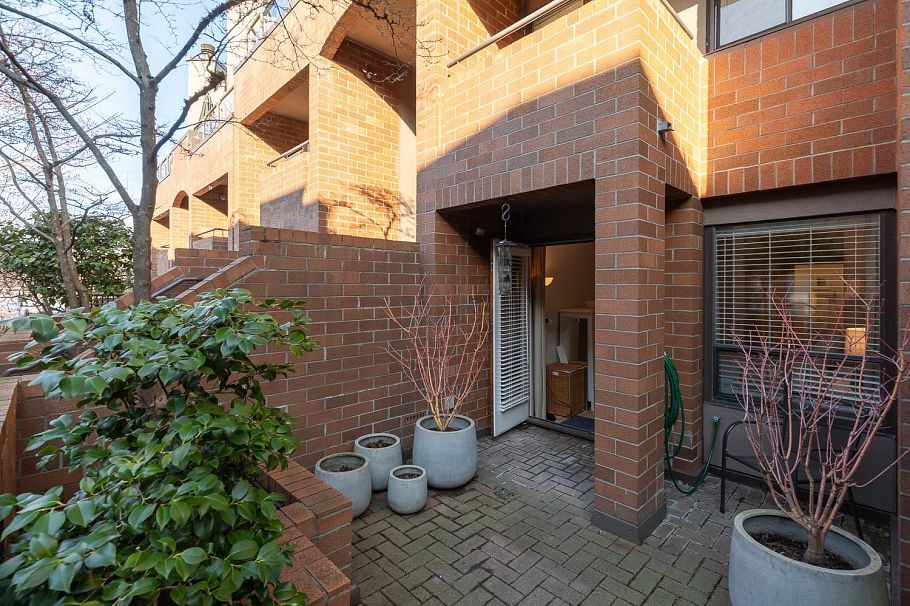 10 766 W 7th Avenue Vancouver, BC - 35