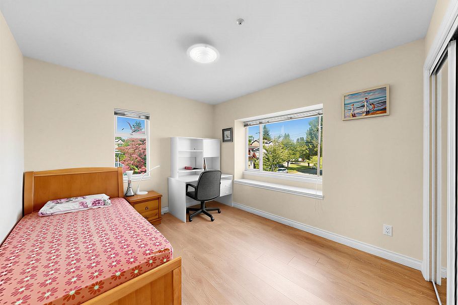 7806 Montcalm Street Vancouver, BC - 30