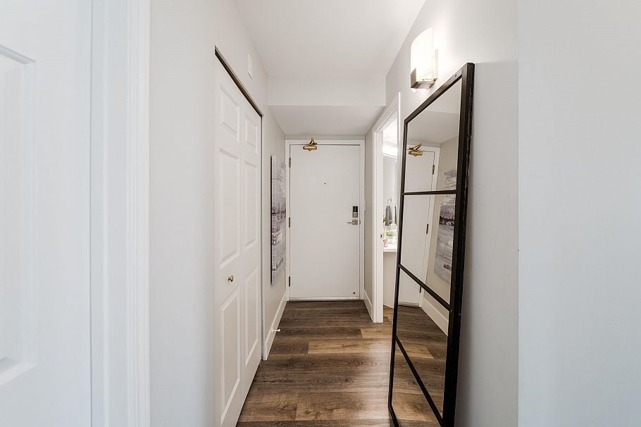 203 408 Lonsdale Avenue North Vancouver, BC - 14