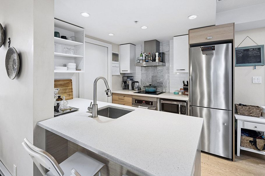 220 1783 Manitoba Street Vancouver, BC - 7