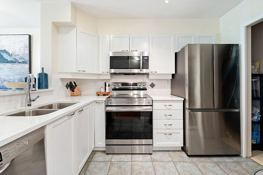 304 2525 W 4th Avenue Vancouver, BC - 12