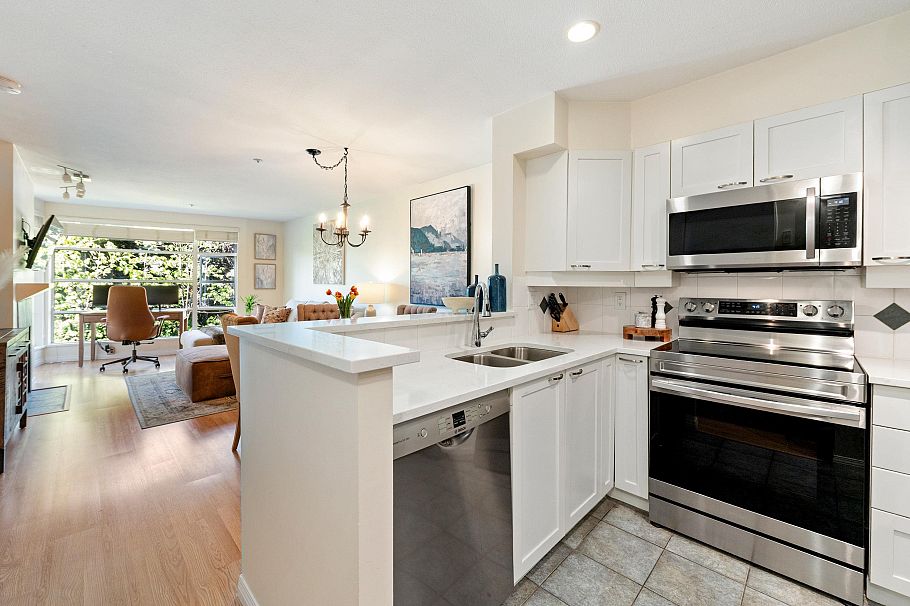 304 2525 W 4th Avenue Vancouver, BC - 10