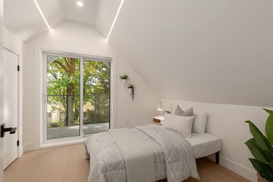 1 3635 Turner Street Vancouver, BC - 28