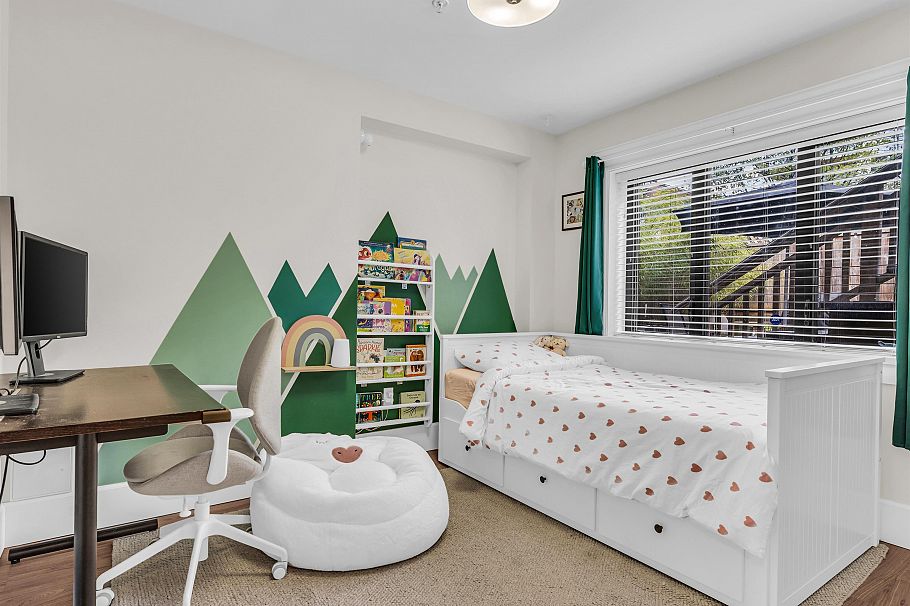 436 Lakewood Drive Vancouver, BC - 27