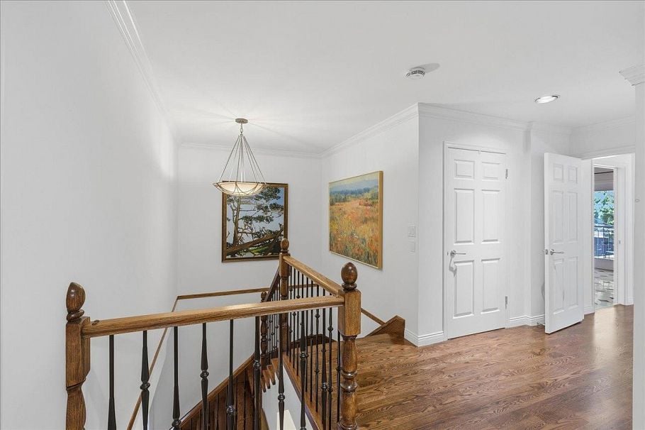 3253 W 24th Avenue Vancouver, BC - 16