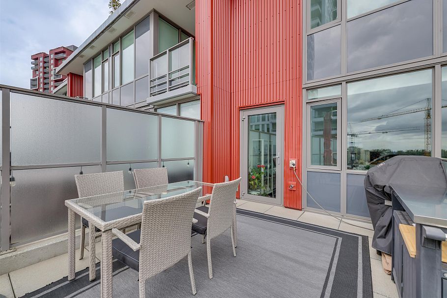 702 3451 Sawmill Crescent Vancouver, BC - 26